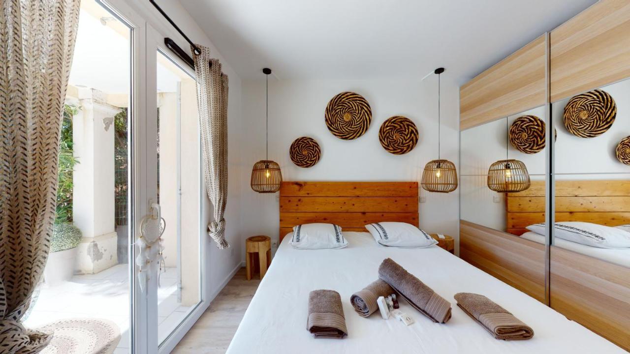 Appartement T2 : Jardin, Piscine, Parking à Sainte-Maxime Extérieur photo